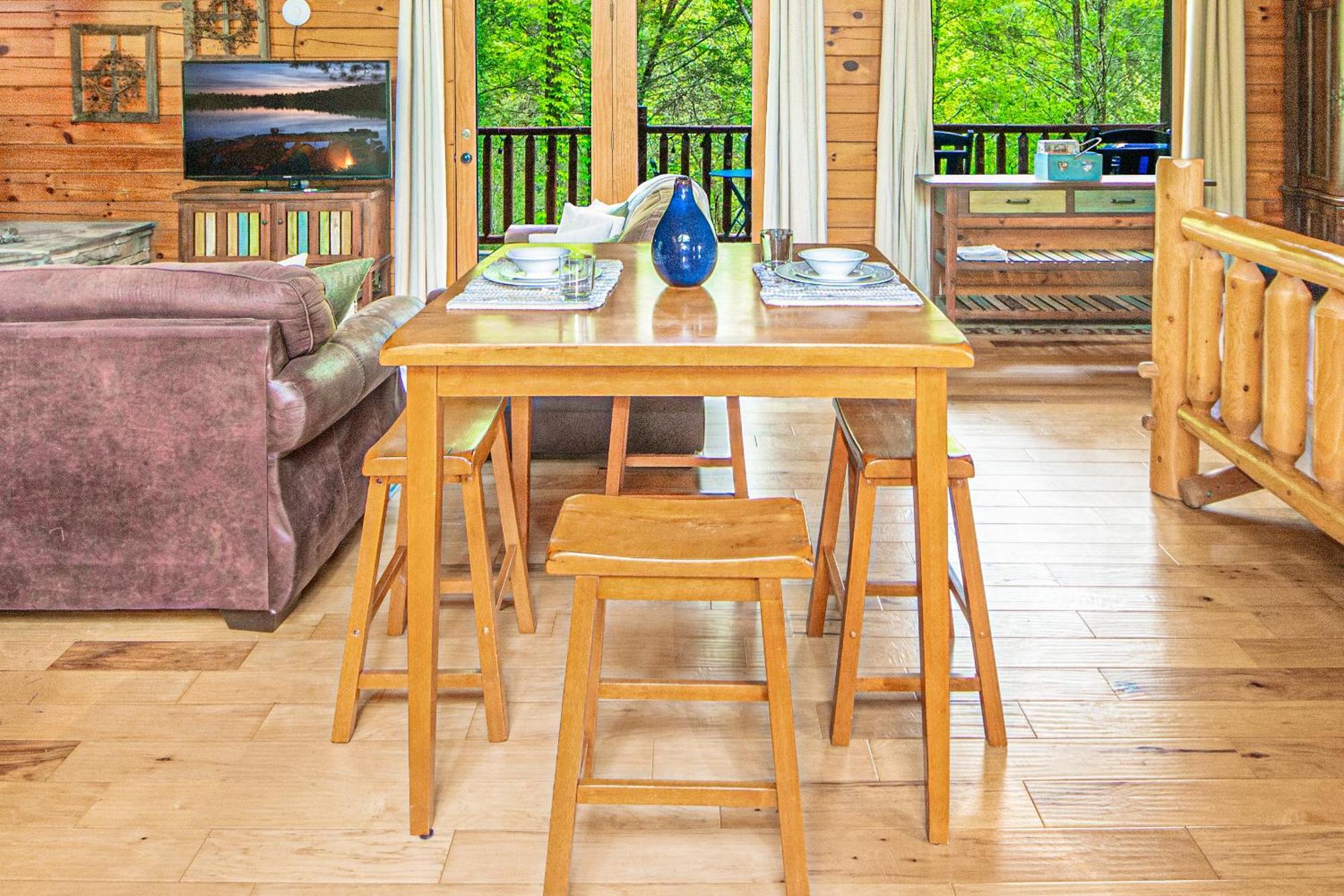 Love Me Tender Studio Cabin 세비어빌 외부 사진